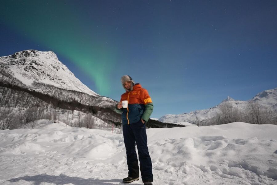 Tromsø: Northern Lights Minibus Small Private Tour Group - What to Expect During the Tour
