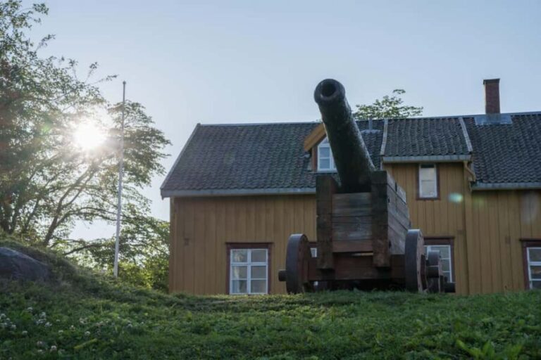 Tromsø: Old Town and Polar Museum Tour with English-speaking tour guide - Why This Tour Offers Great Value