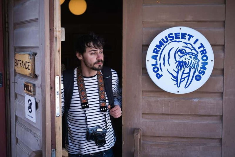 Tromsø: Private Photoshoot in the City Centre - What to Expect During the Tour