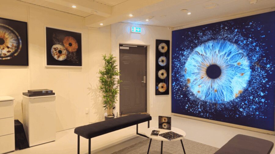 Tromsø: Reveal Your Eye Experience at the Iris Galerie - Additional Practical Information