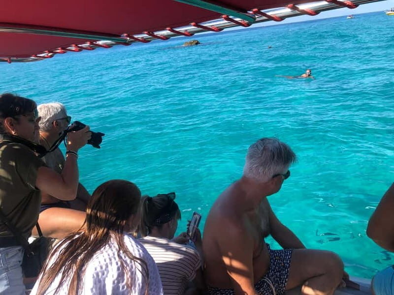 Tropea: Tour esclusivo massimo 12 persone a bordo con drink - The Experience in Detail