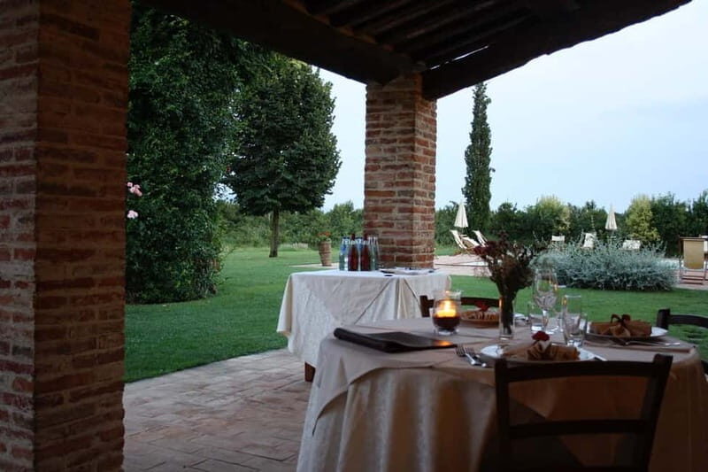 Tuscany: Garden Dinner with Award-Winning Sommelier - The Culinary Journey