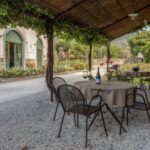 Tuscany: White Wine Tasting with Aperitivo at a Local Winery - Authenticity and Value