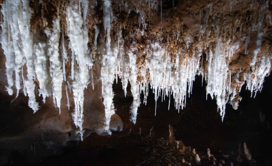 UDIAS: Guided tour in mine and access to natural cave. - An In-Depth Look at the Udías Mine Tour