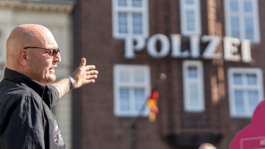 Uncle Jan's neighborhood tours - The Value of Uncle Jan’s Tour