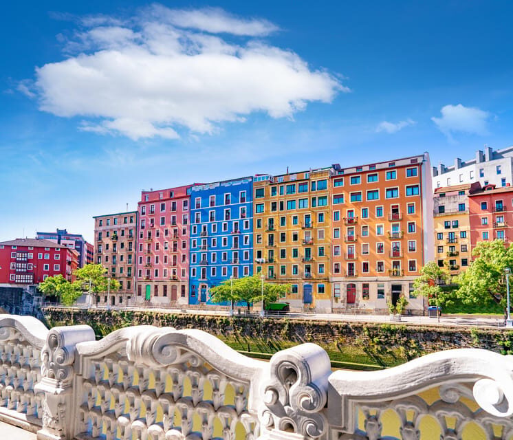 Unique Landmarks of Bilbao  Walking Tour for Couples - Who Would Love This Tour?