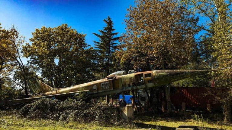 Urbex tour - Abandoned sanatoriums and Aircraft - The Full Experience: What to Expect on the Tour