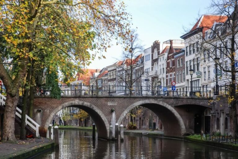 Utrecht: City Canal Cruise - Who Will Love This Cruise?