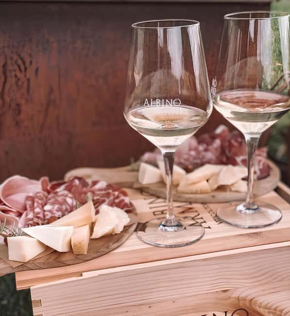 Valdadige: Winery Tour with 4 Wine Tastings - What Makes This Tour Stand Out