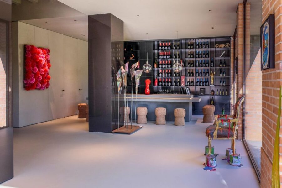 Valdobbiadene: Winery Tour with Wine and Food Tasting - Who Will Love This Tour?