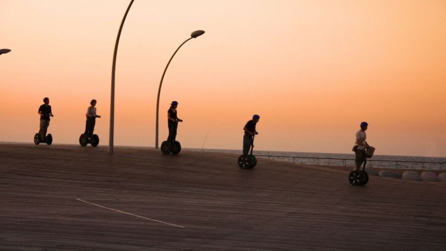 Valencia: 1 Hour Segway Tour at Night - Pricing and Value
