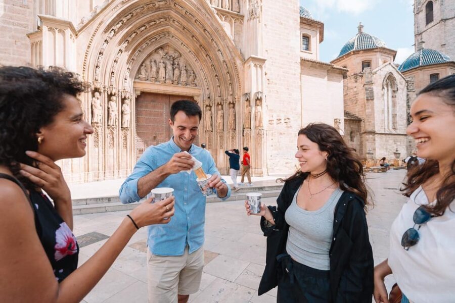 Valencia: Authentic Food Tour with Paella Valenciana - Exploring the Market and City Center Stops