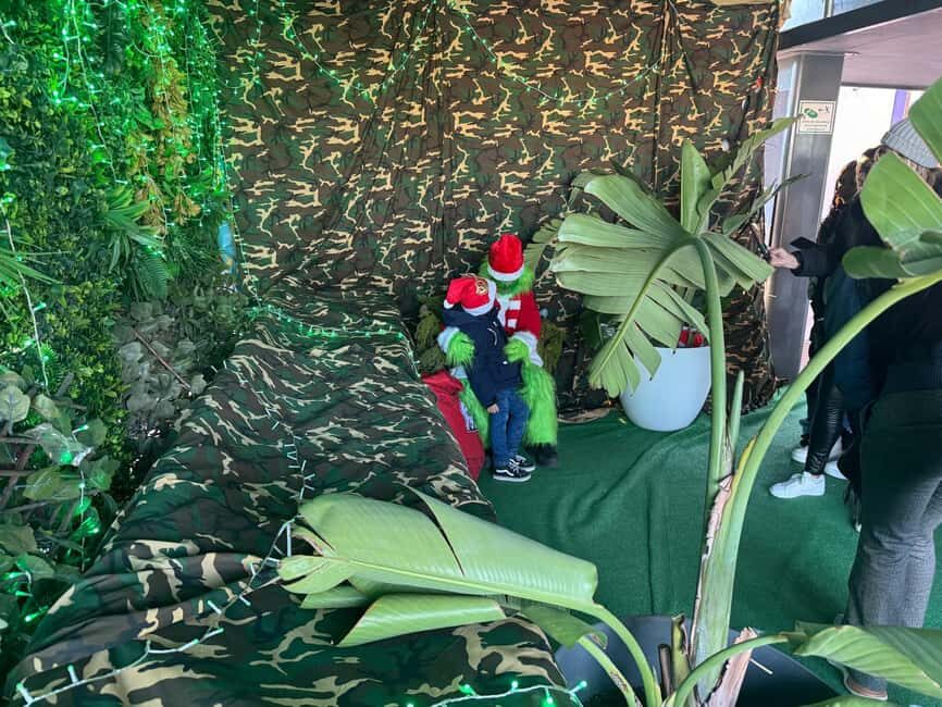 Valencia: Chistmas Boat Tour with Santa Claus & Wizard King. - What Reviewers Say