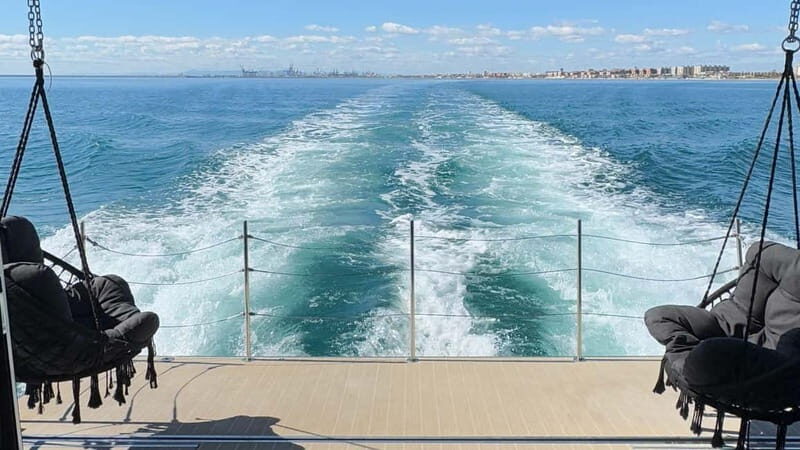 Valencia: Luxury boat ride with captain, drinks, and private bathroom - Who Is This Tour Best For?