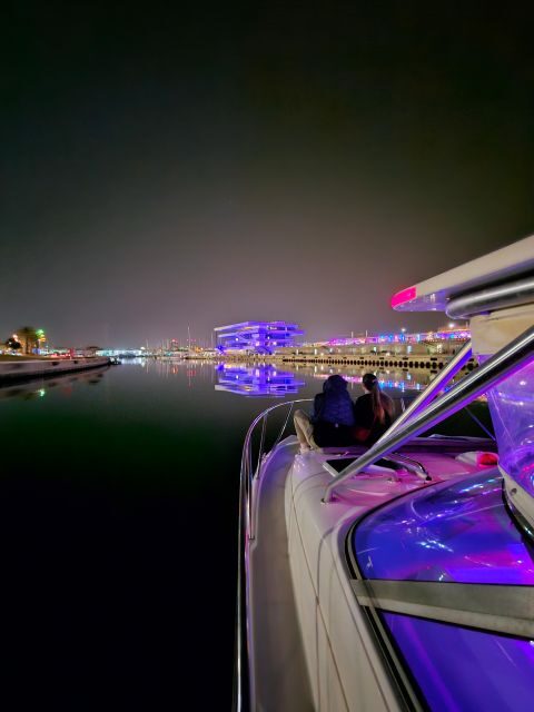 Valencia: Night Cruise with Free Drink - The Sum Up