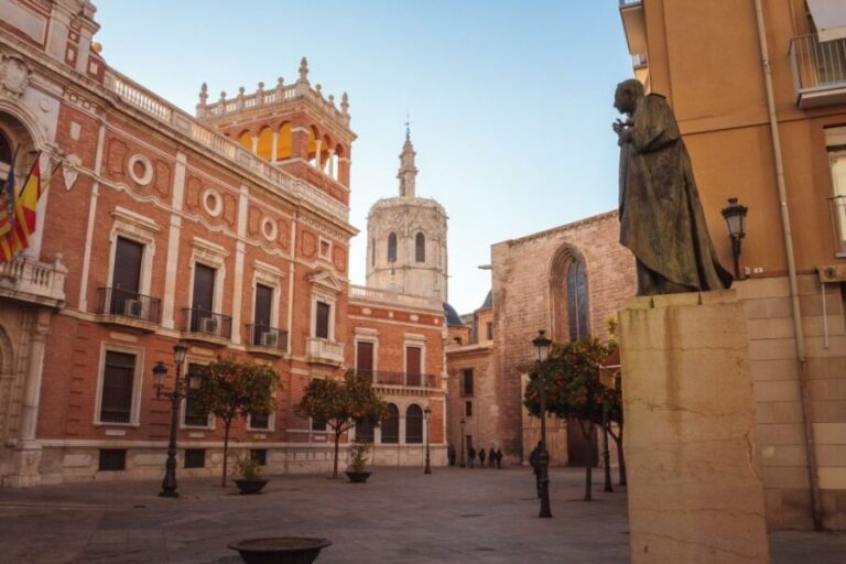 Valencia: Private 4-Hour Walking Tour with Cathedral - What Makes This Tour Stand Out?