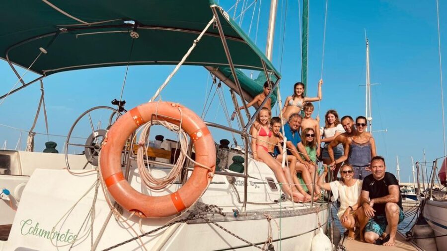 Valencia: Private Sailing Trip with Snacks and Drinks - Why This Tour Works Well for Certain Travelers