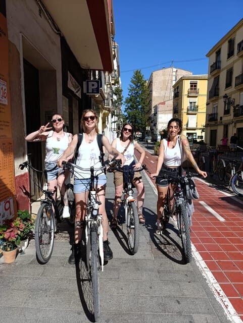 Valencia (Ruzafa): Guided Bike Tour of the city's highlights - Key Points