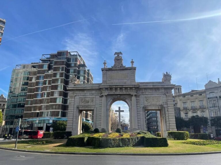 Valencia: Top 25 Highlights Guided Bike Tour - Authentic Insights from Travelers