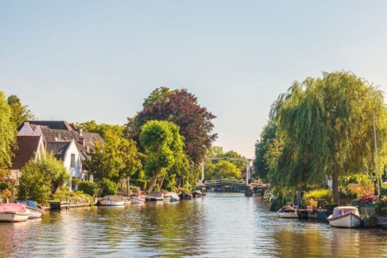 Vecht River: Full-day Cruise with Lunch - The Personal Touch and Authenticity