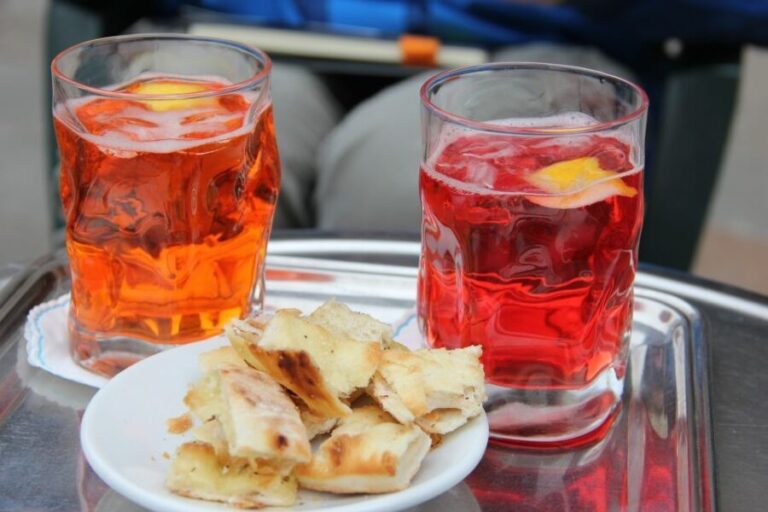 Venice: 1-Hour Spritz Time Experience - Authenticity and Atmosphere