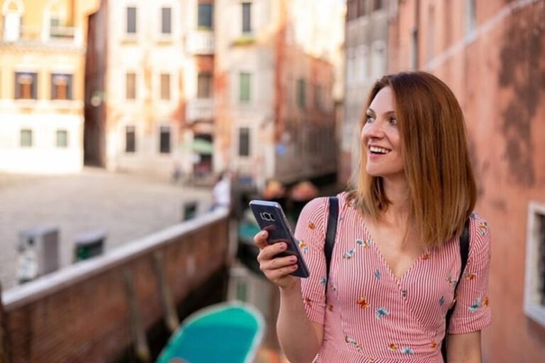 Venice: City Highlights and Hidden Gems Walking Tour - The Self-Guided Element and Mobile App
