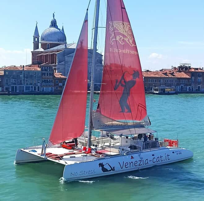 Venice: Golden Hour Cruise with Classical Music & Cocktail - Music and Atmosphere