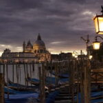 Venice: Night Guided Walking Tour of the City's Highlights - Practical Details and What to Expect