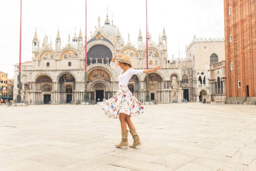 Venice: Photoshoot at Piazza San Marco and the Canals - Who Will Love This Experience?