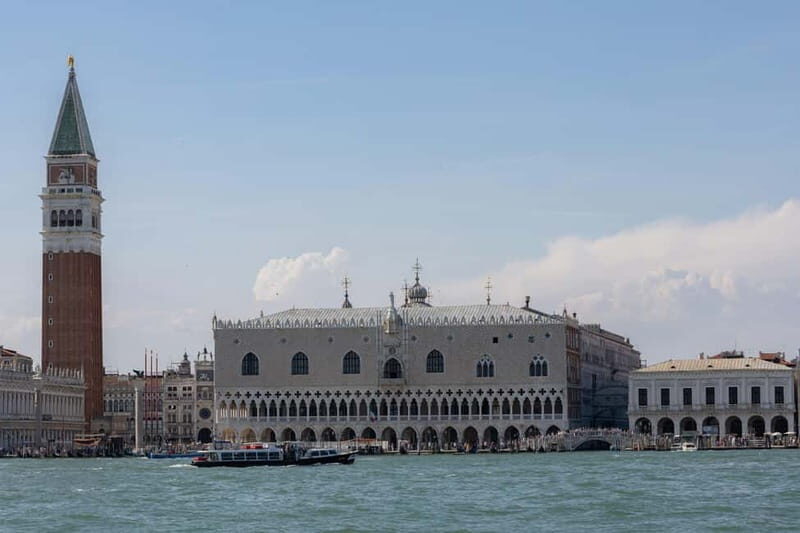Venice: St. Mark's Basilica, Doge's Palace & Bridge of Sighs - Exploring Doge’s Palace and the Bridge of Sighs