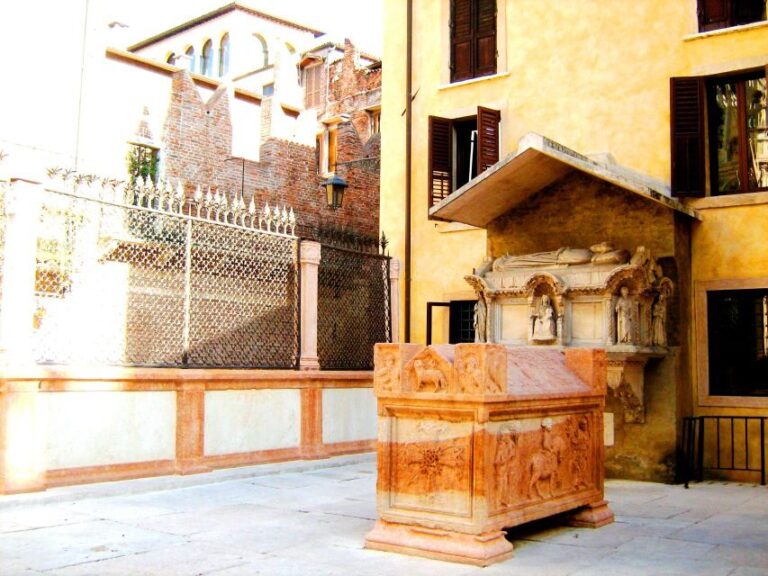 Verona: History and Hidden Gems Guided Walking Tour - What We Think About the Itinerary