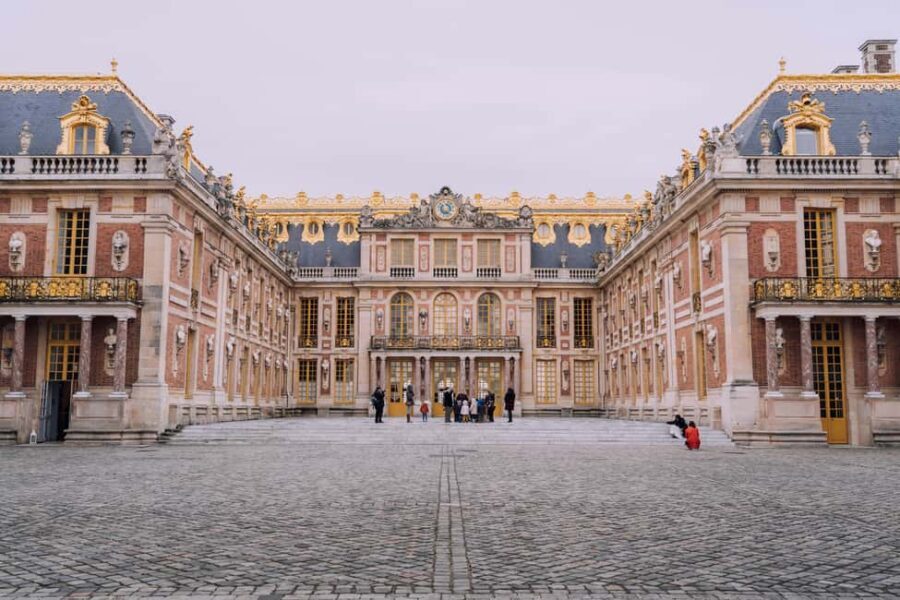 Versailles: 1.5 Private Horseback Garden Ride + Lunch - Who Should Consider This Tour?