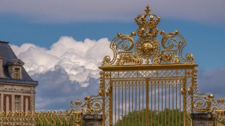 Versailles: Private Tour of the Palace with Reserved Entry - The Breakdown: What Makes This Tour Worth Considering?