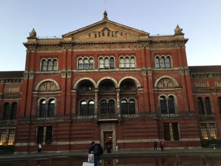 Victoria and Albert Museum: Highlights Tour - Who Would Enjoy This Tour?