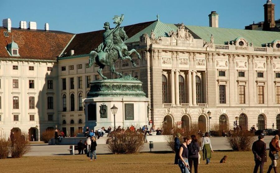 Vienna and Skip-the-Line Schönbrunn Palace Private Tour - Who Should Consider This Tour?