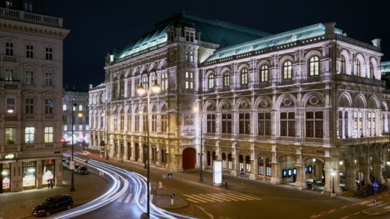 Vienna: Big Bus City Highlights Night Tour with Live Guide - The Landmarks and Sights on the Route