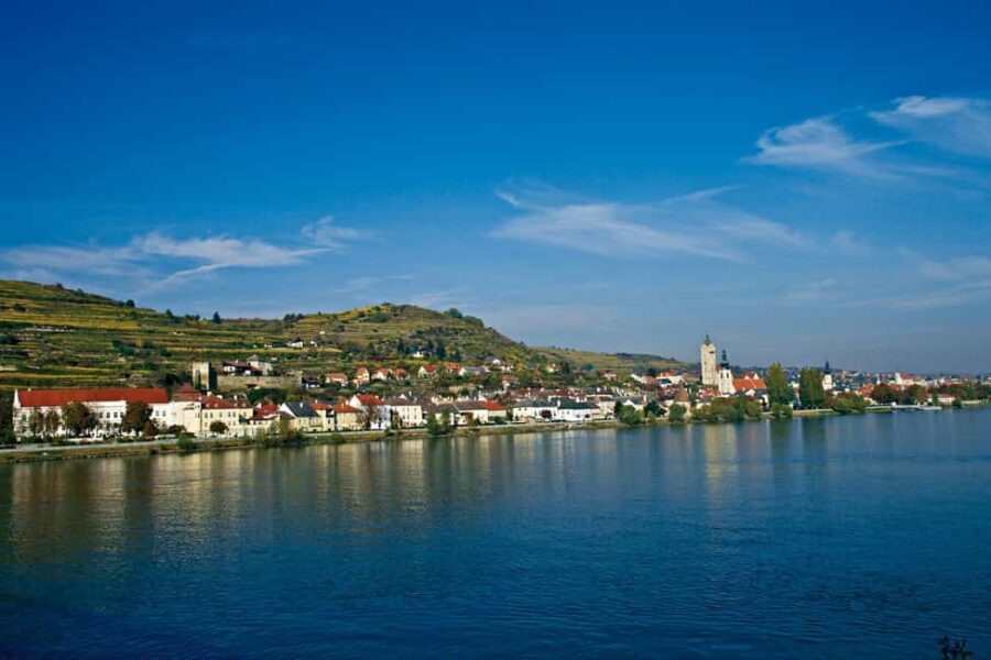 Vienna: eský Krumlov and Wachau Valley Tour - An In-Depth Look at the Experience