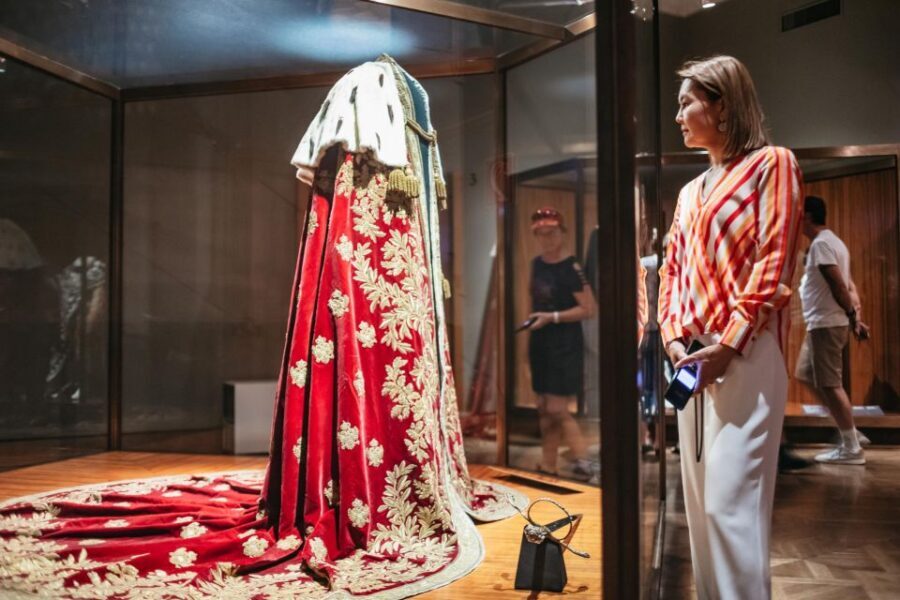 Vienna: Imperial Treasury in the Hofburg Palace - Practical Tips for Visiting