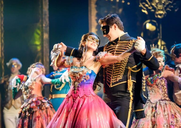 Vienna: Musical Tickets THE PHANTOM OF THE OPERA - What to Expect at the Theater