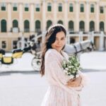 Vienna: Private Schönbrunn Gardens Photoshoot - Arriving and Meeting Your Photographer