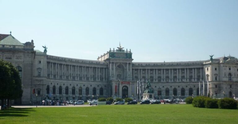 Vienna: Private Walking Tour - Discovering Artistic and Cultural Landmarks