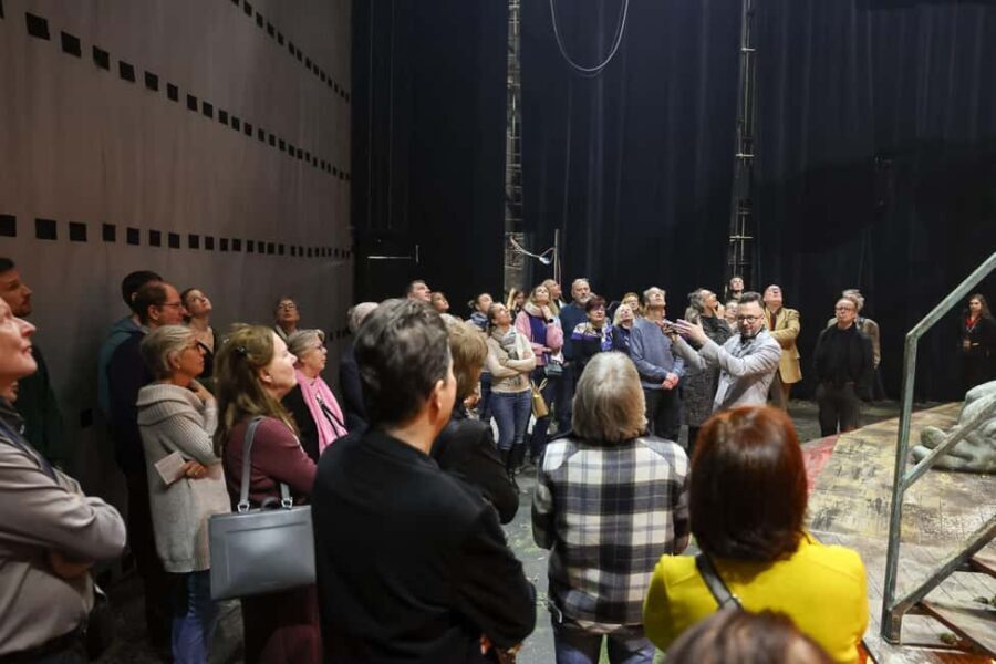 Vienna: Theater an der Wien Backstage Tour - Who Will Appreciate This Tour?