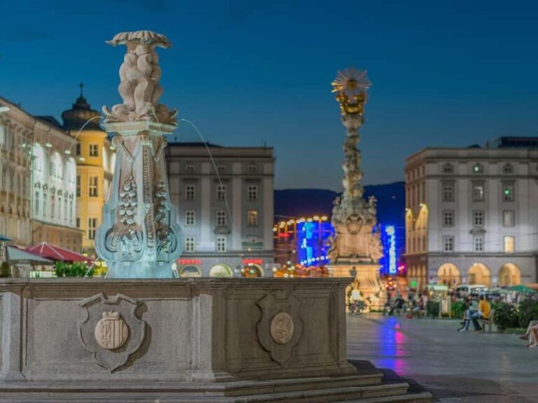 Vienna: Tullns, Melk, & Linz Christmas Market Full-Day Tour - Who Would Enjoy This Tour?