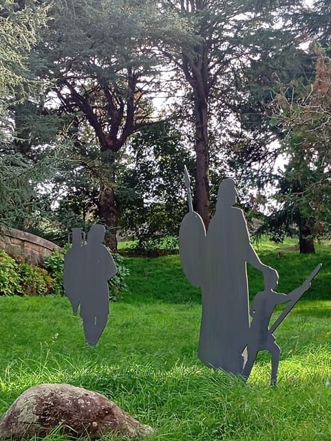 Vigo: stories and landscapes from the Castro - What’s Included and What’s Not