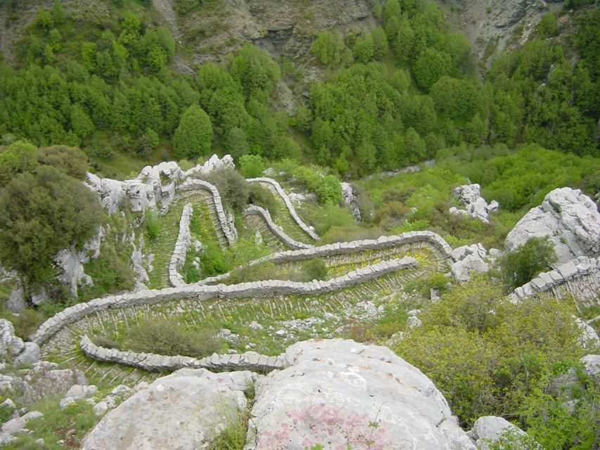 Vikos Gorge Beloi Viewpoint 3-Hour Hike - The Vradeto Rocksteps: A Historic Connection