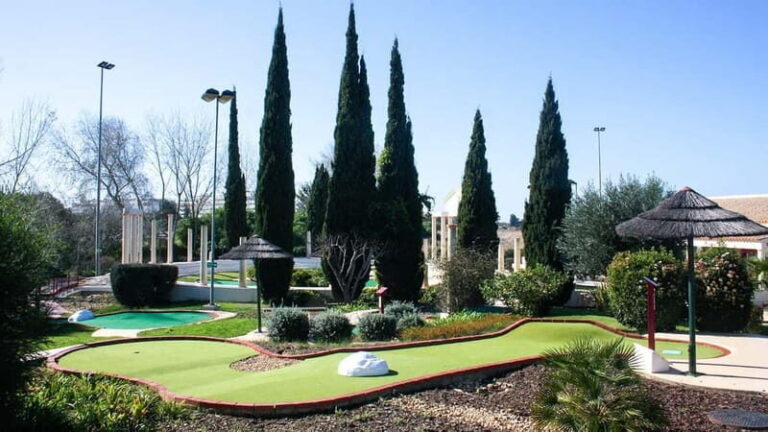 Vilamoura: Family Golf Park Game - Themed Courses – Via Appia and Via Lusitânia