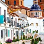 Villajoyosa and Altea: A Tour of Chocolate, History, and Charm - Discovering Altea: Artistic Serenity and Breathtaking Views