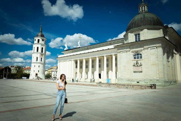 Vilnius Private Photoshoot Tour - Exploring Vilnius Through a Professional Lens