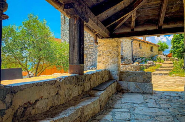 Virpazar: Skadar Lake PRIVATE Boat Tour to KOM MONASTERY - Practical Details and What’s Included