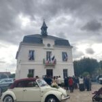 Visit in classic car Paris Chantilly Versailles Auvers - Who Will Love This Tour?